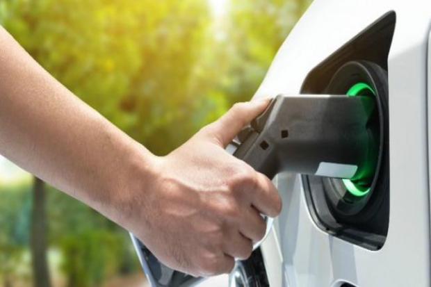 Council bosses considering charging drivers to use public electric car power points