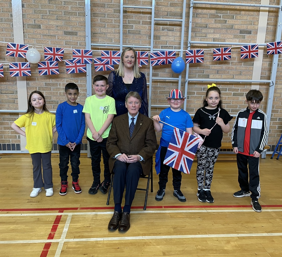 Deputy Lord Lieutenant Eric Ross visits Auchinleck PS to open their Coronation celebration