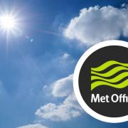 Cumnock is set to get temperatures in the mid-20s on Monday and Tuesday (Canva/Met Office)