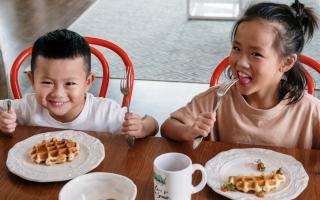 10 places kids can eat for free in August from Tesco to Bella Italia. (Canva)